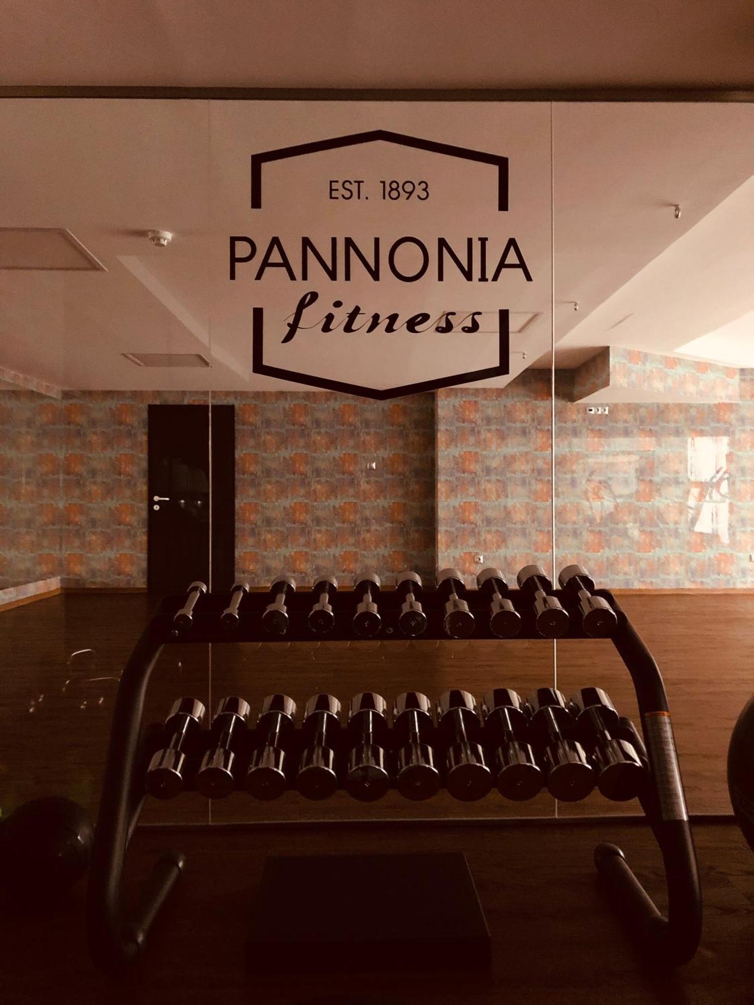 Готель Pannonia 1893 Premium Шопрон Екстер'єр фото
